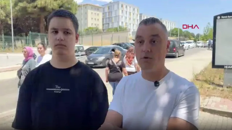 Açıktan liseyi bitirip oğlu ile birlikte YKS'ye girdi