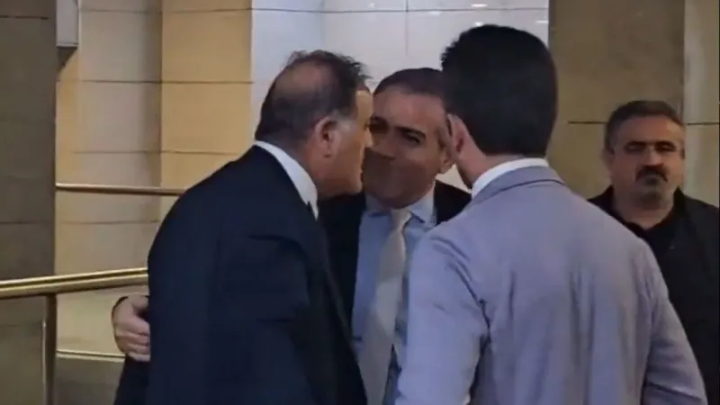 Adliyede bariyerlerden geçişine izin verilmeyen İBB Başkanvekili Nuri Aslan'dan sert tepki