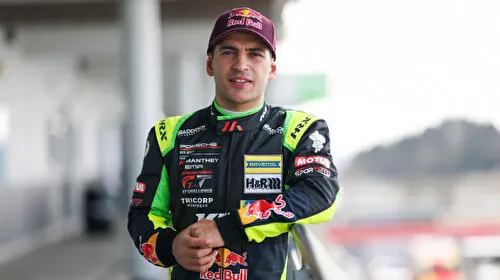 Ayhancan Güven'den Nürburgring'de Zafer Mücadelesi!
