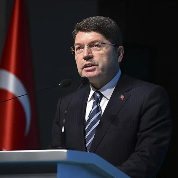 Bakan Tunç'tan 10'uncu yargı paketine ilişkin açıklama