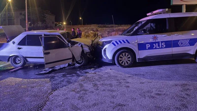 Kayseri'de Flaş Kaza! Polise Çarpan Sürücü Şoke Etti