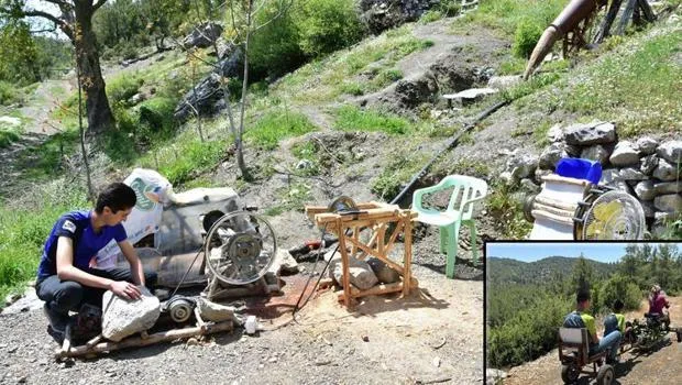 Elektriksiz Evde Annelerine Traktör Yaptılar! İşte O Anlar