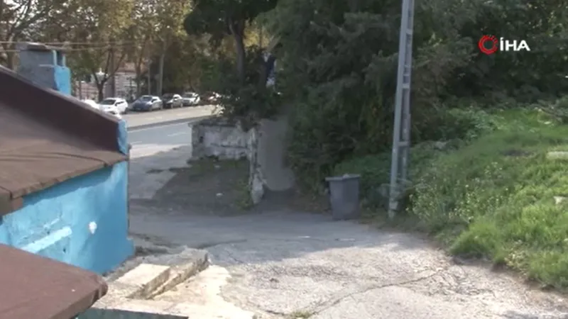 Eyüpsultan Mezarlığı'nda Bomba Paniği! Kutunun İçinden Ne Çıktı?