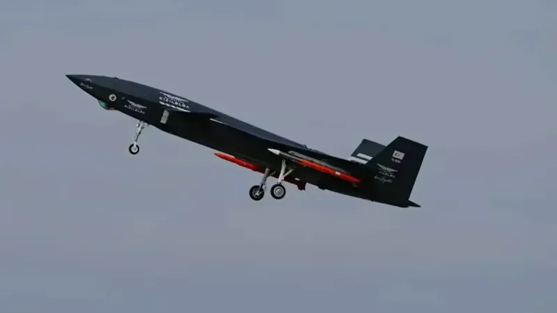 KIZILELMA F-16'yı düşürünce Atina'da sinirler koptu: "Derhal harekete geçmeliyiz"