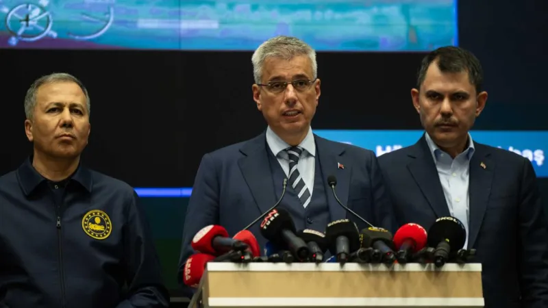 Bakan Memişoğlu'ndan deprem açıklaması: 221 yaralı taburcu edildi