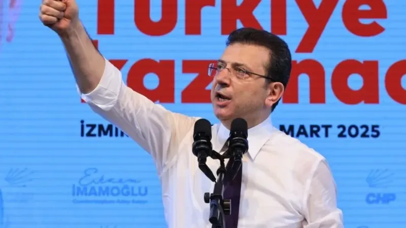 Ekrem İmamoğlu: Her badirede küllerinden doğan bu aziz millet, yeni bir doğum için ayaktadır