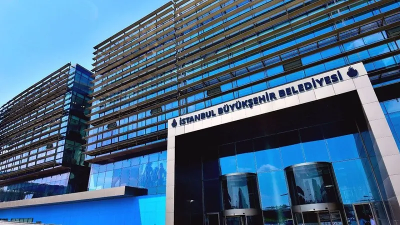 İBB'ye bir operasyon daha! Çok sayıda isim için gözaltı kararı