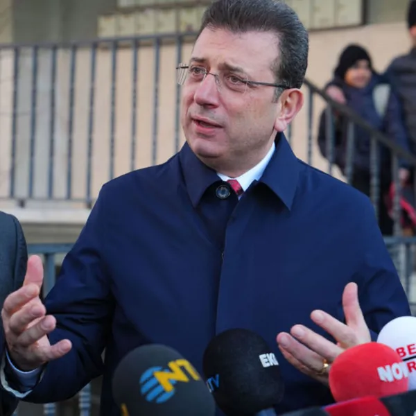 İmamoğlu'ndan deprem paylaşımı