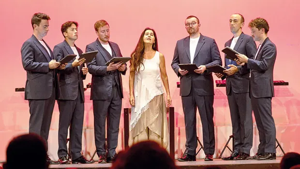 İstanbul'da Müzik Zirvesi! Sahnede Beklenmedik Sürpriz