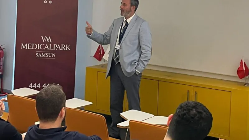 Samsun'da erkek sağlığı semineri: ürolojik hastalıklara dikkat çekildi