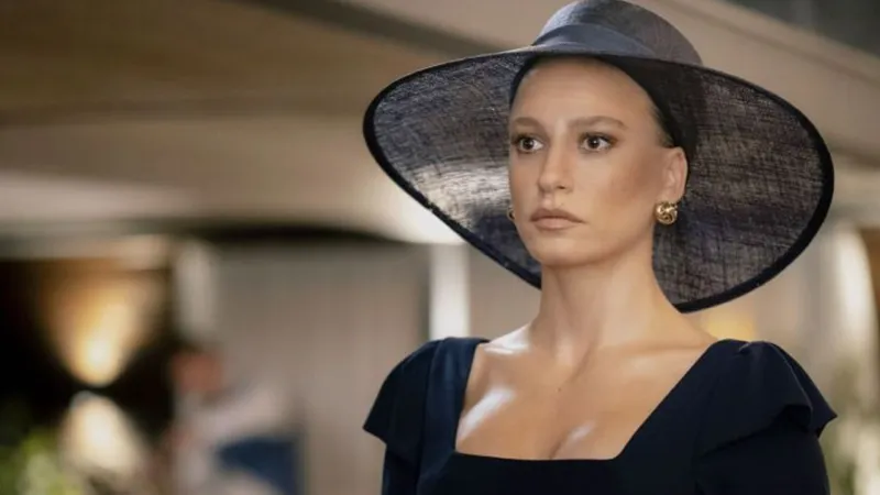 Serenay Sarıkaya'dan milyonluk reklam anlaşması