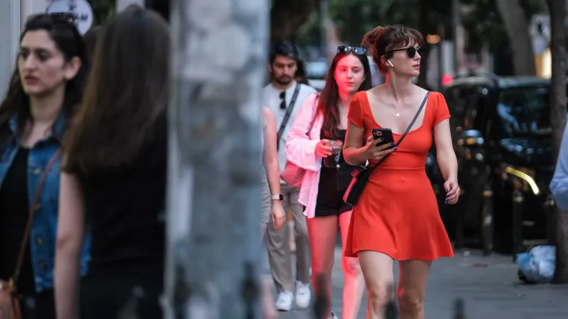 Sıcaklıklar mevsim normallerinin üzerine çıkıyor